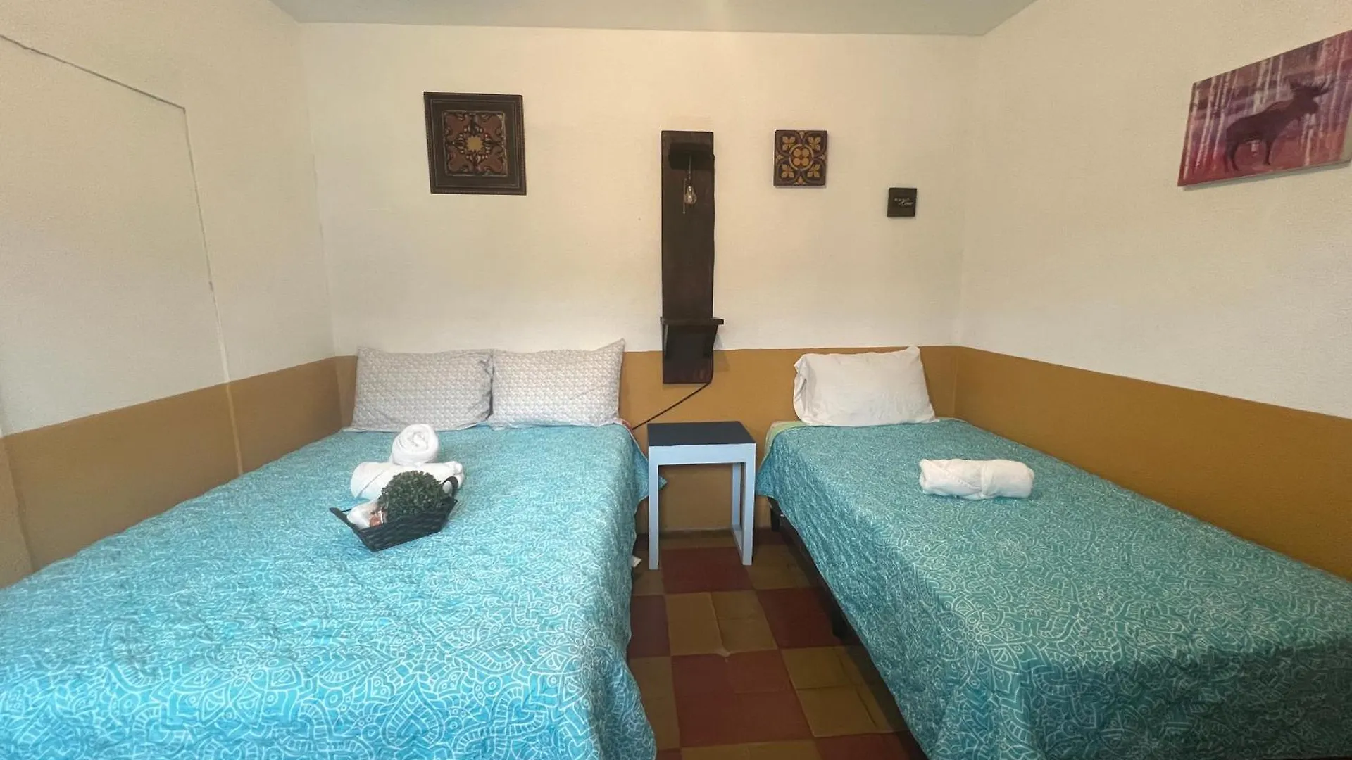 Konukevi Casa Del Viajero Antigua Otel Guatemala