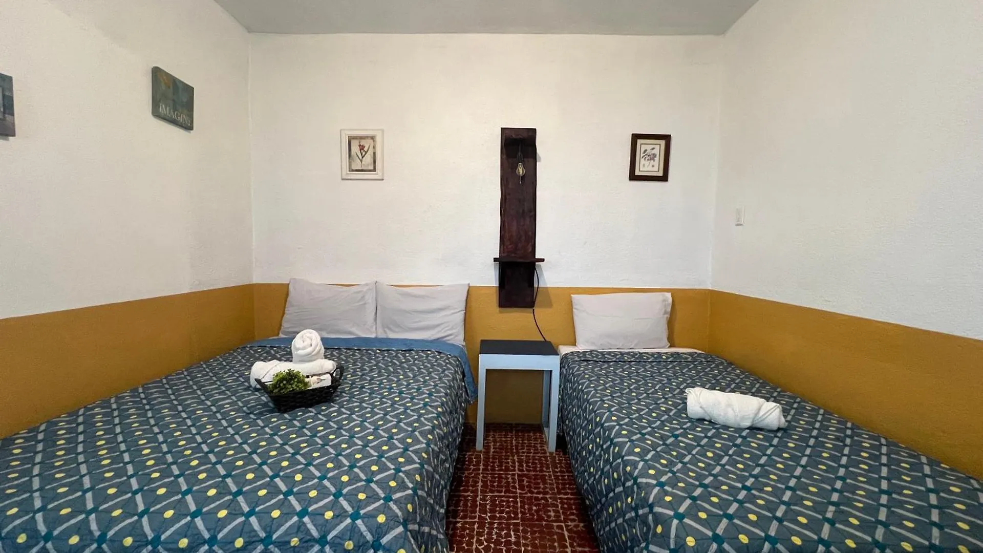 Casa Del Viajero Antigua Otel Konukevi